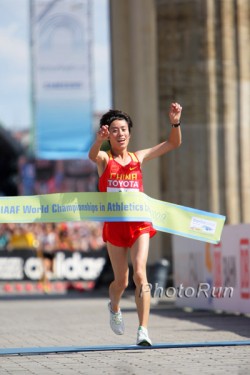 Weltmeisterin Xue Bai siegt beim Peking-Marathon. © www.photorun.net