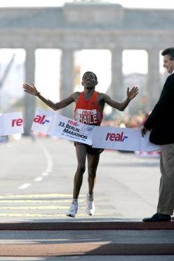 Haile Gebrselassie wird in Fukuoka starten. © Victor Sailer