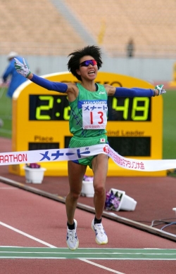 Yasuko Hashimoto gewinnt den Nagoya-Marathon. © www.photorun.net