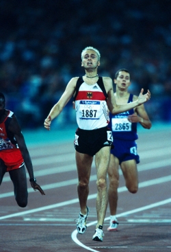 Nils Schumann gewann 2000 sensationell Olympiagold über 800 Meter. © www.photorun.net