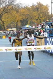 Fabiano Joseph und Mubarak Hassan Shami.