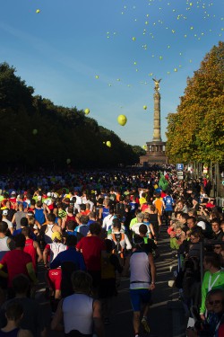 The Berlin Marathon leads runners past many beautiful historical sites in the German capital. © SCC EVENTS
