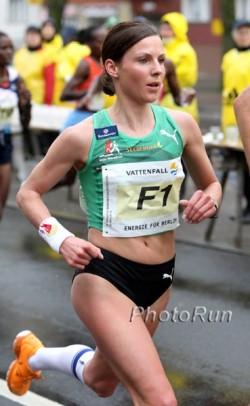 Sabrina Mockenhaupt siegt zum vierten Mal beim Frauenlauf in Berlin. © www.photorun.net