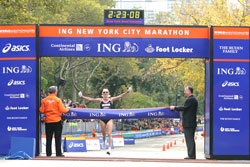 Paula Radcliffe triumphiert beim Marathon-Comeback in New York. © www.photorun.net