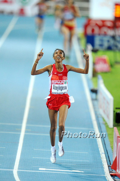 Elvan Abeylegesse siegte souverän über 10.000 m. © www.photorun.net