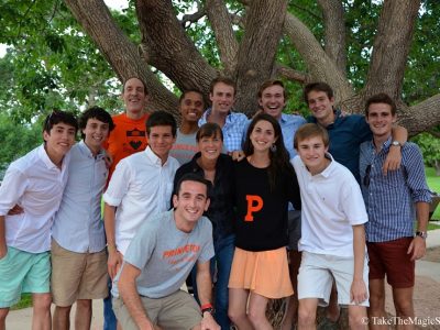 Läufer der Leichtathletik- und Crosslauf-Teams der Princeton University in New Jersey zusammen mit Aaron Harber und Uta beim 2013 „Rocky Mountain Princeton Club Event“ in Boulder, Colorado. © Take The Magic Step
