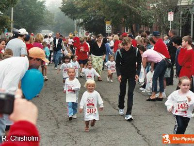 South Boston Neighborhood House mit dem Ollie-Road-Race 2003. © Raymond Chisholm